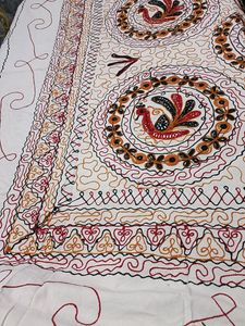 Cotton Double Bedsheet With 2 Round Pillow Covers