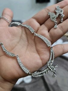 Nackless Set Totally New