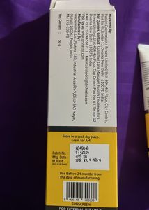 DR SHETHS Haldi &amp; Hyaluronic Acid Sunscreen