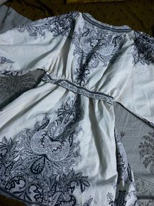 women white arabian frock
