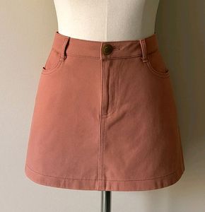 Mini skirt (UNUSED)