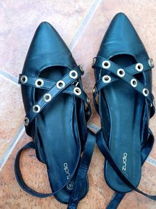Beautiful tie up Flats