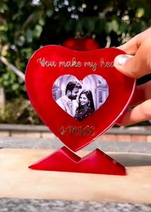Resin Heart Frame With Stand