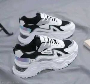 Fashionable Chunky Sneakers
