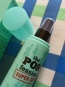 Benefit Cosmetics Setting Spray