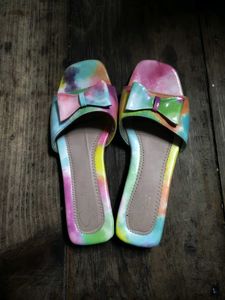 Stylish Women's Flats for Sale !