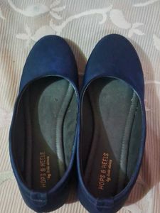 Navy Blue Ballerinas new pis