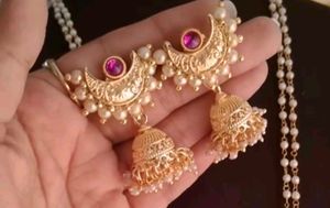 Pearl Moon Necklace