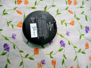 combo of blush and makeup fixer