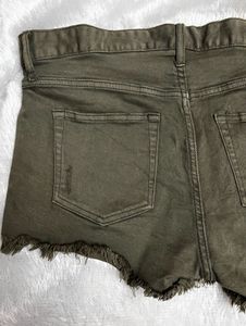 H&amp;M Olive Shorts