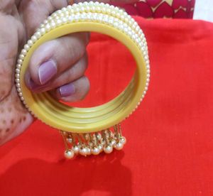 Cream &amp; Pearl Bangle Set🆕💫 Unused✨