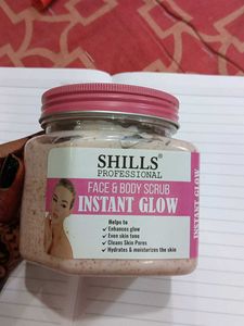 Body And Face Scrub ♥️♥️