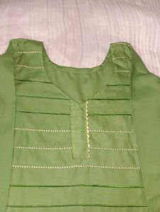 Green Embroidered Kurti Set