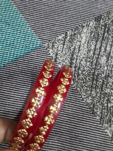 Red &amp; Gold Bangle Set