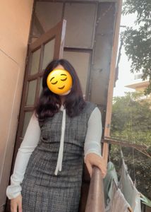 Elegant Grey Tweed Shift Dress