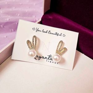 Cute Bunny Studded Earrings FIXED PRICE