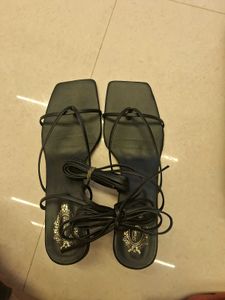 Minimalist Black Tie-Up Sandals
