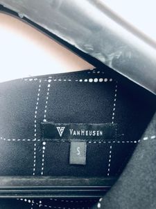 Vanheusen Checkered Black Top