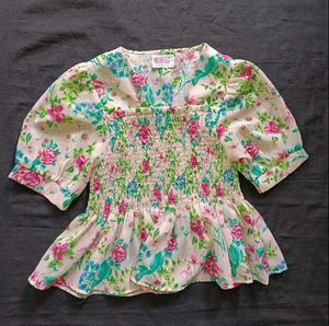 Preety Floral Top
