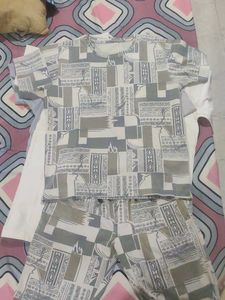 Graphic Print Tee