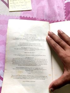 Hunger Games Mockingjay book- Suzanne Collins