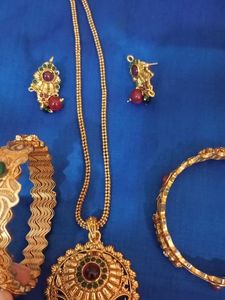 Combo Of Pattu Saree With Gold Plated Jewellery