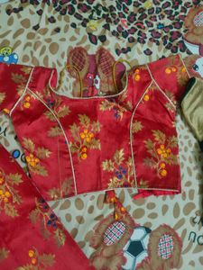 Red &amp; Green Sari Set