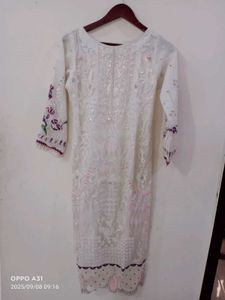 Pakistani White Embroidered Kurta Set