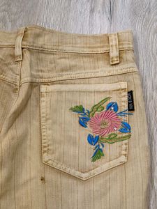 Ma1197 World win bootcut jeans waist 28 inches