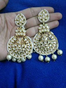 Festive Kundan Earrings And Golden Jhumri