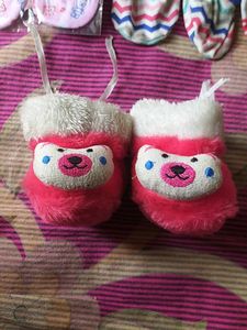 Baby Boots Socks &amp; Hand Gloves Pack Of 5 Pairs