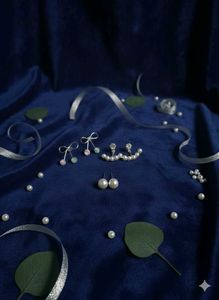 Elegant Silver Jewelry Set