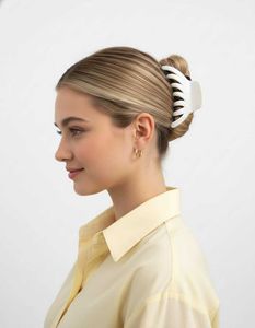 XL Size Both Side Different Colour Claw(2 Piss)🤫