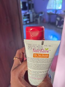 Nutriglow Face Wash &amp; detan Scrub Combo