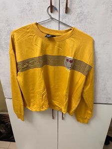 Oversized muster yellow croped sweatshirt