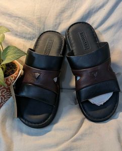Woodland Leather Slippers size 7🔥