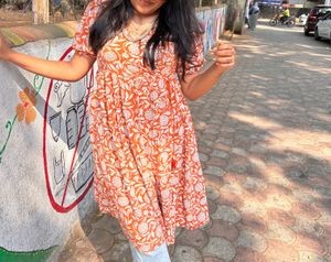 Vibrant Orange &amp; White Floral Print Cotton Kurti