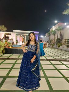 Heavy Lehenga with free jewellery!