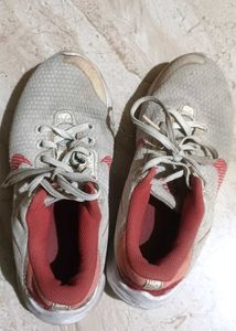Nike Flex Sports Shoe .
