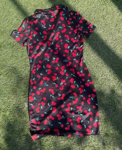 Super pretty black Urbanic Dress- Size Small