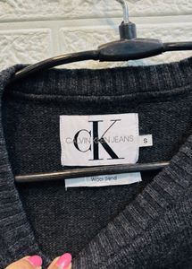 🇺🇸 Calvin Klein Imported Sweater