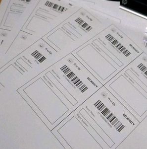 50 Piece B/W Non Sticky Shipping Labels