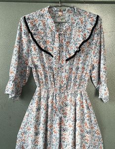 Blue Floral Cottage-core dress💙🦋🏠🪴🪻