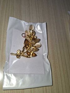 Floral Gold Brooch Pins -2