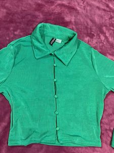 Green Long Sleeve Crop Top