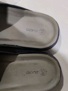 Zudio Adjustable Mules Sandals