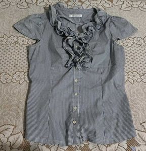 Pinterest 💐Striped Ruffle Top
