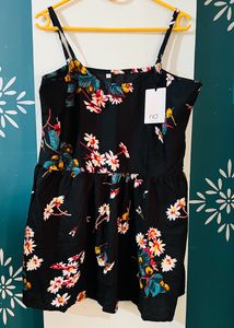 Attractive Floral Dress XL size