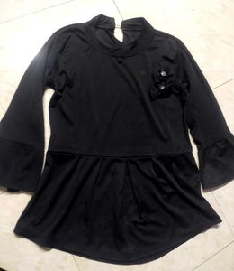 Black Pepulum Bow Top🖤