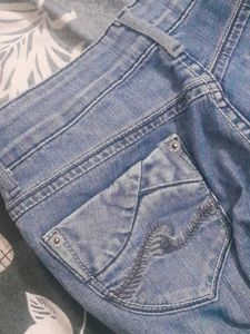 Short Jeans